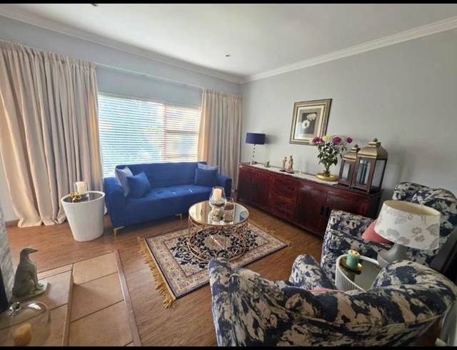 3 BEDROOM HOUSE FOR SALE IN GLEN MARAIS